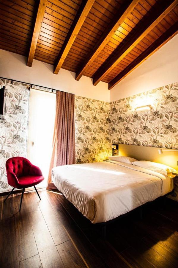 Molino Candeal Hotel Boutique & Apartamentos Caniles Bagian luar foto